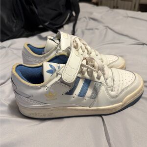 Adidas Original Forum 84 - White and Blue